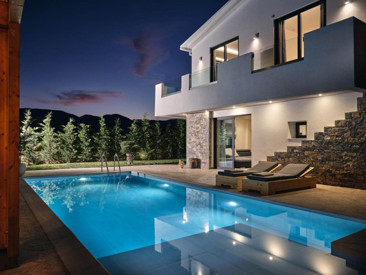 Errikos Family Villa Áyios Kírikos Esterno foto